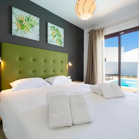 Luar -secluded, Sophisticated & Chic Villa Playa Blanca (Lanzarote)