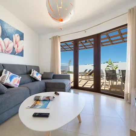 Luar -secluded, Sophisticated & Chic Villa Playa Blanca (Lanzarote)